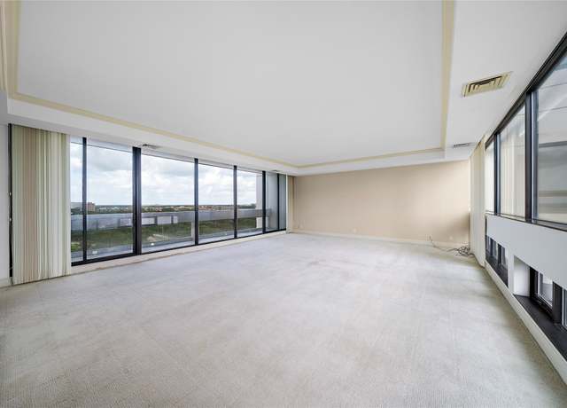 Property at 1111 Hermann Dr Unit 12D, Houston, TX 77004, 3 beds, 3.5 baths