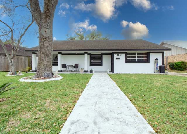 Property at 8314 Albacore Dr, Houston, TX 77074, 4 beds, 3 baths