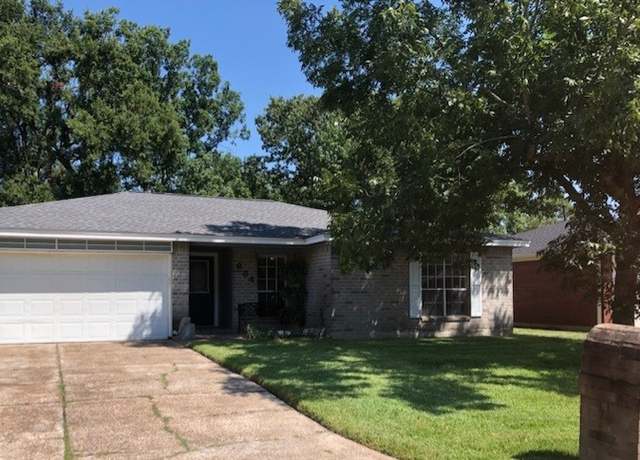 Property at 634 Bright Penny Ln, Houston, TX 77015, 3 beds, 2 baths