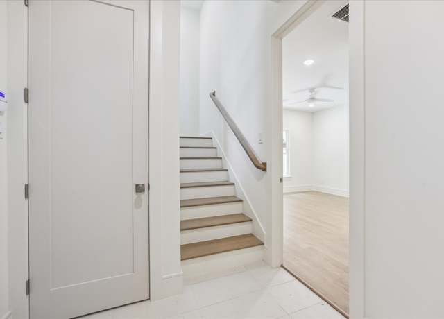 Property at 5403 Dickson St, Houston, TX 77007, 3 beds, 3.5 baths