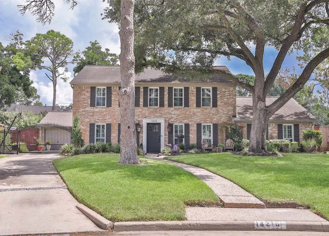 Property at 14210 Carolcrest Dr, Houston, TX 77079, 5 beds, 3.5 baths
