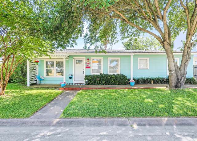 Property at 1902 Bayou Shore Dr, Galveston, TX 77551, 3 beds, 2 baths