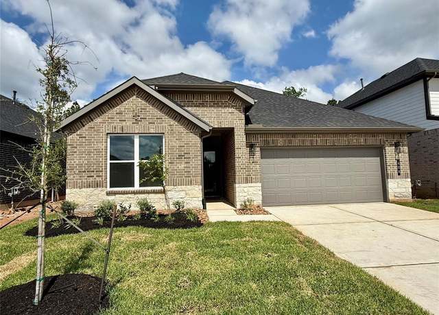 Property at 408 Springfield Terrace Dr, Conroe, TX 77304, 4 beds, 3 baths