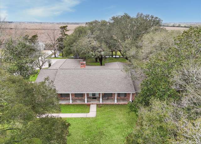 Property at 110 County Road 601, Dayton, TX 77535, 4 beds, 3 baths