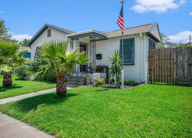 Property at 1406 Bowie Dr, Galveston, TX 77551, 3 beds, 2 baths