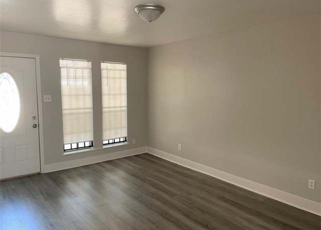 Property at 9834 Denning Dr, Houston, TX 77078, 3 beds, 1 bath