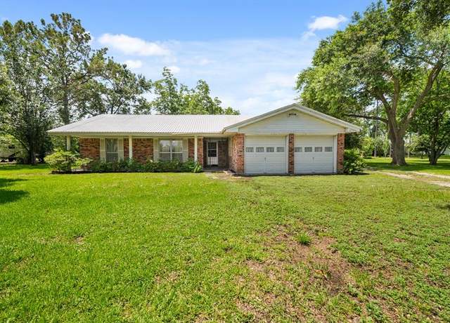 Property at 8114 Mchard Rd, Pearland, TX 77581, 3 beds, 2 baths