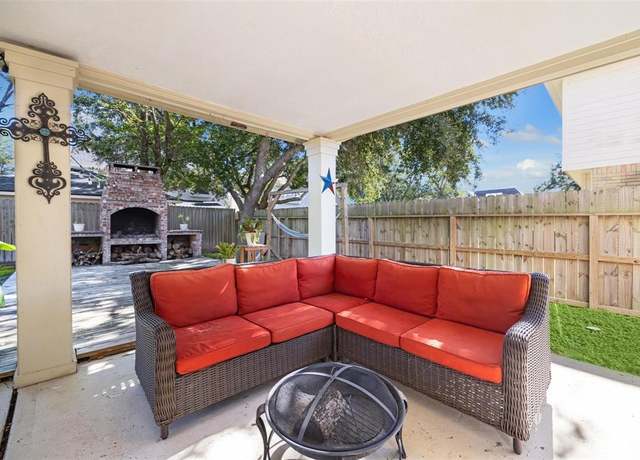 Property at 6210 W Willow Bluff Rd, Katy, TX 77449, 4 beds, 2.5 baths