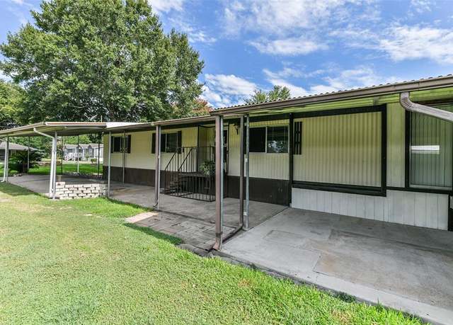 Property at 3411 Daisy St, Pasadena, TX 77505, 3 beds, 2.5 baths