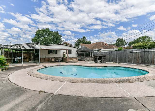 Property at 3411 Daisy St, Pasadena, TX 77505, 3 beds, 2.5 baths