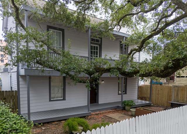 Property at 2023 Avenue O 1/2, Galveston, TX 77550, 4 beds, 3 baths