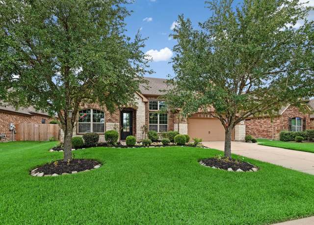 Property at 1512 Preserve Ln, Pearland, TX 77089, 4 beds, 4 baths