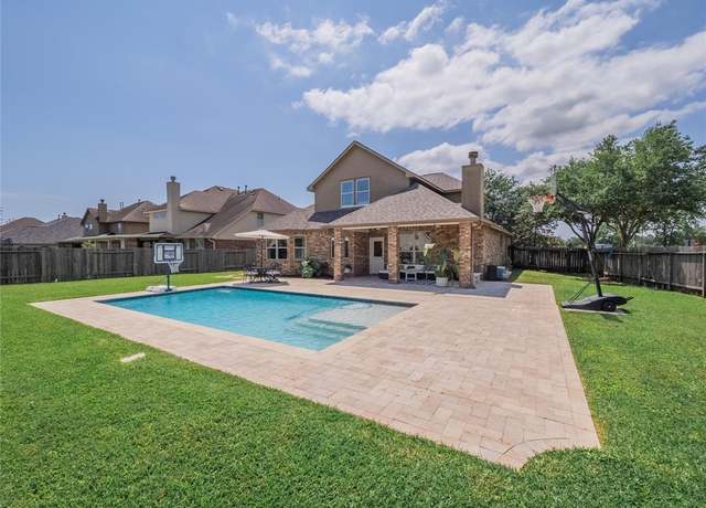 Property at 2560 Wild Oak Forest Ln, Seabrook, TX 77586, 4 beds, 3.5 baths