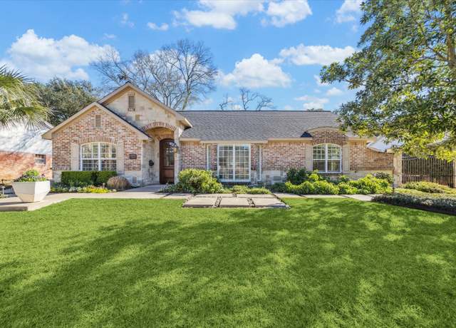 Property at 7815 Meadow Lake Ln, Houston, TX 77063, 4 beds, 3.5 baths