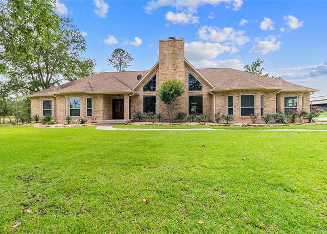 Property at 1B Haynes Rd, Huntsville, TX 77320, 3 beds, 4 baths