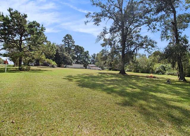 Property at 5296 Fm 563 Rd, Liberty, TX 77575, 1 bath