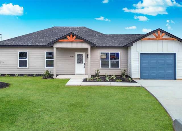 Property at 14747 Echo Pines Ct, Conroe, TX 77306, 3 beds, 2 baths
