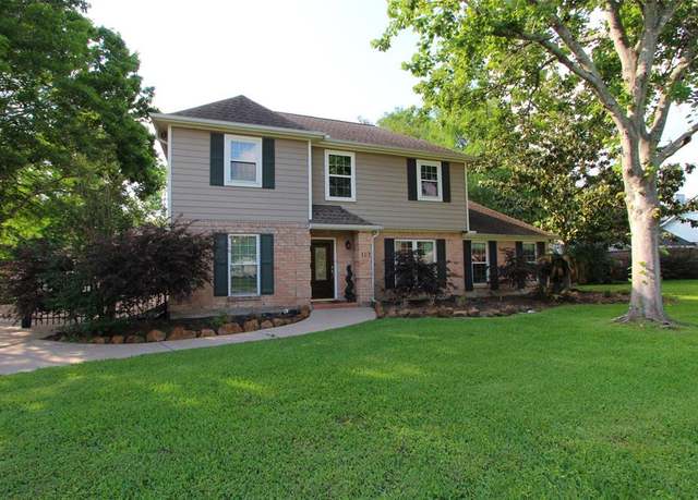 Property at 107 Charleston St, Friendswood, TX 77546, 4 beds, 2.5 baths