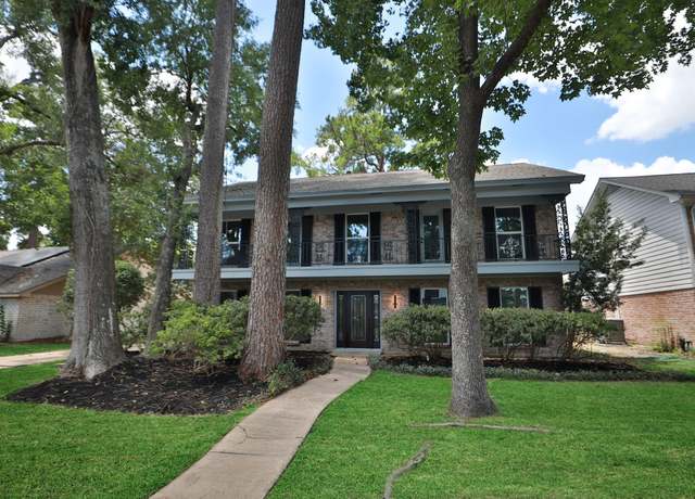 Property at 1106 Caspian Ln, Houston, TX 77090, 4 beds, 2.5 baths