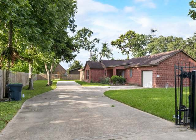 Property at 2201 Ellington St, Houston, TX 77088, 3 beds, 3 baths