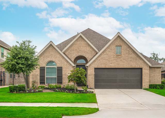Property at 8106 Triumph Bend Way, Magnolia, TX 77354, 4 beds, 3 baths