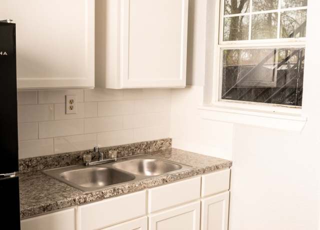 Property at 6614 London St #12, Houston, TX 77021, 2 beds, 1 bath