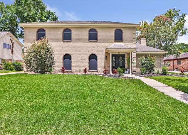 Property at 19702 Sweet Forest Ln, Humble, TX 77346, 5 beds, 2.5 baths