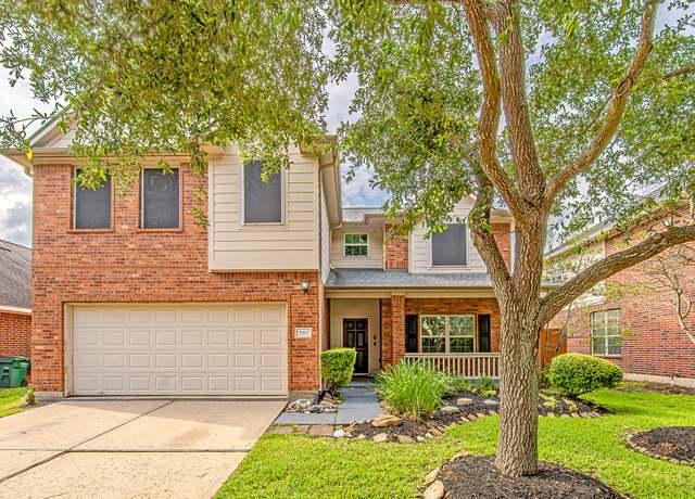 Property at 7507 Trail Holw, Missouri City, TX 77459, 4 beds, 3.5 baths