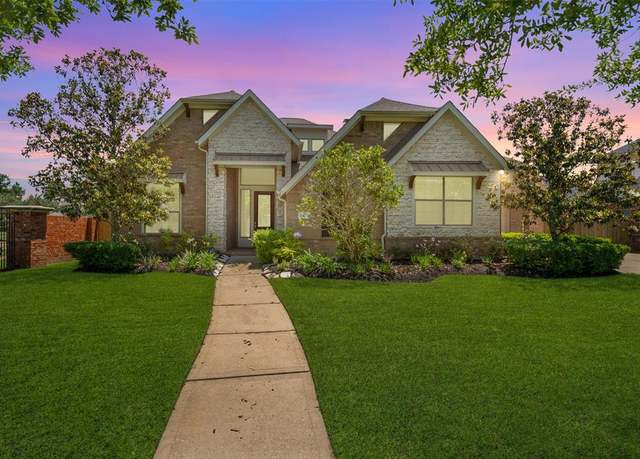 Property at 8706 Bloomfield Turn, Missouri City, TX 77459, 4 beds, 4 baths