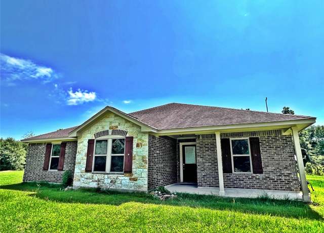 Property at 240 Rosalie St, Shepherd, TX 77371, 3 beds, 2 baths