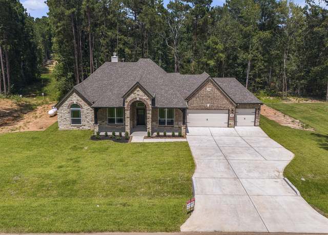 Property at 11775 Oakwood Rnch, Willis, TX 77378, 4 beds, 2.5 baths