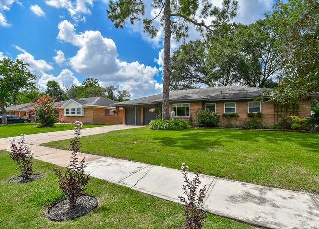 Property at 5506 Ettrick Dr, Houston, TX 77035, 4 beds, 2 baths