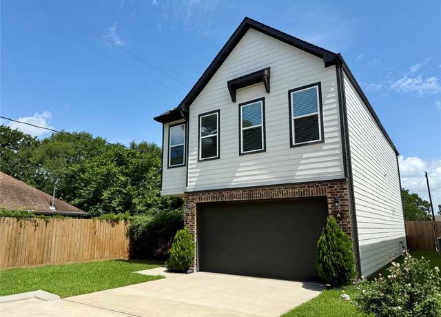 Property at 6635 Tc Jester Blvd Unit A, Houston, TX 77007, 3 beds, 2.5 baths