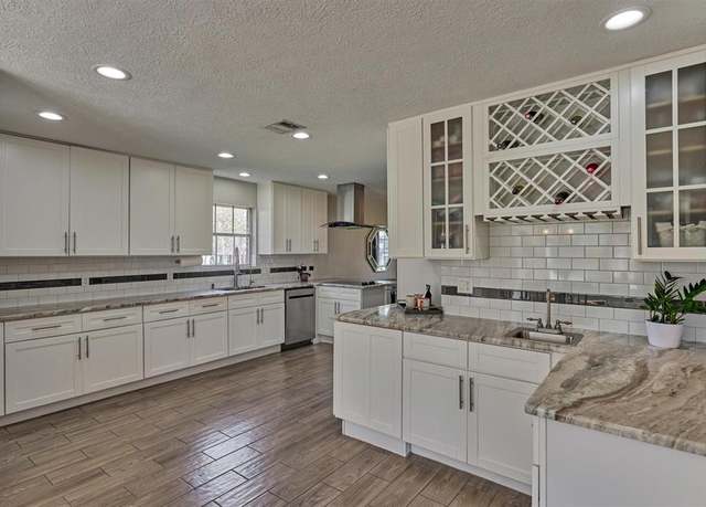 Property at 24203 Creekview Dr, Spring, TX 77389, 4 beds, 2.5 baths