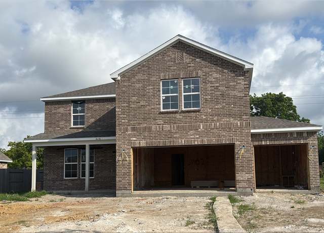 Property at 11102 Youngquist Dr, Mont Belvieu, TX 77535, 4 beds, 3.5 baths