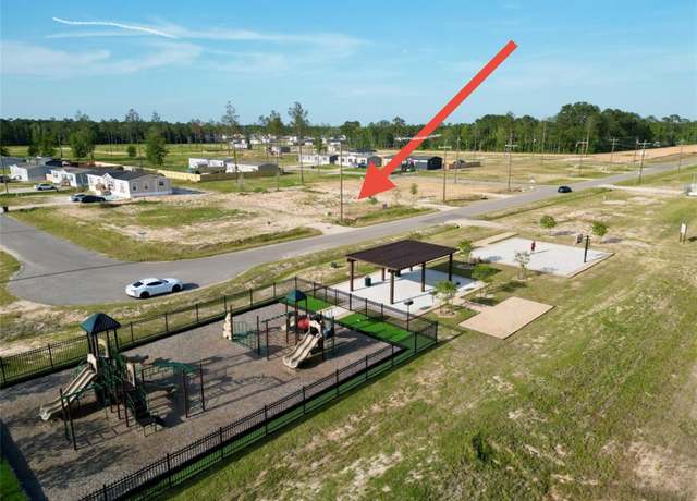 Property at 18607 Murdoch Dr, Conroe, TX 77306