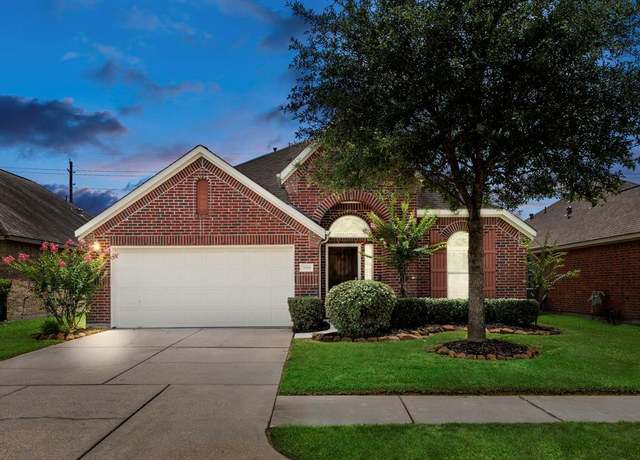 Property at 28519 Lockeridge View Dr, Spring, TX 77386, 3 beds, 2 baths