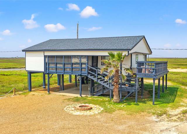 Property at 334 Bay Ave, Surfside Beach, TX 77541, 2 beds, 2 baths