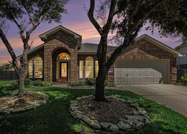 Property at 12018 Snowcrest Ct, Tomball, TX 77377, 4 beds, 2 baths