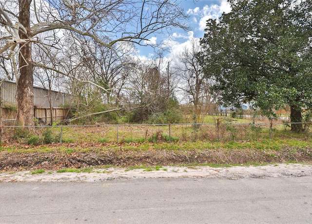Property at 202 Burbank St, Houston, TX 77076