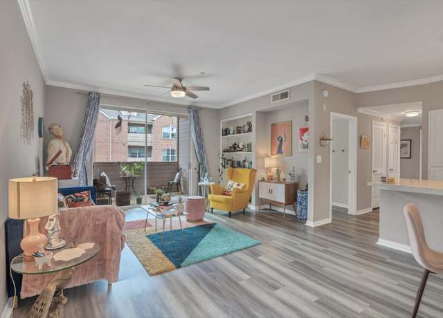 Property at 2111 Welch St Unit B201, Houston, TX 77019, 2 beds, 1 bath