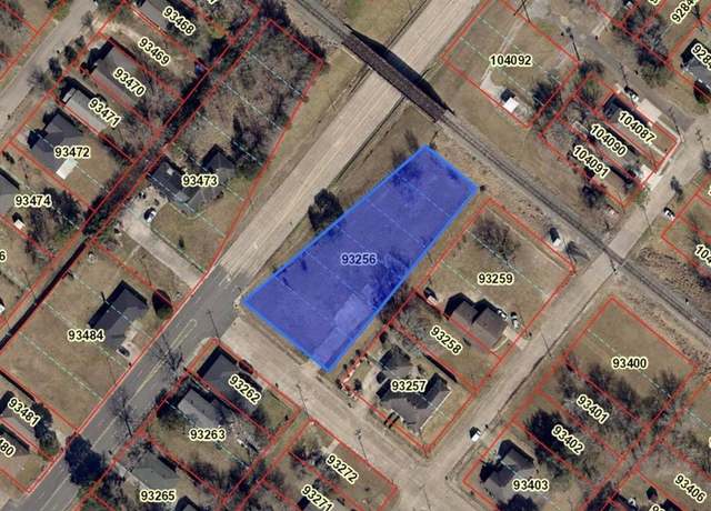 Property at 1650 Joe Louis Ave, Port Arthur, TX 77640