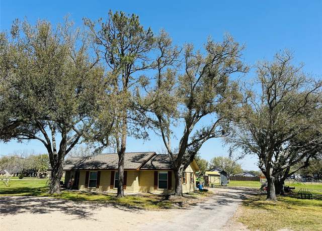 Property at 14431 Joyce St, Needville, TX 77461, 3 beds, 2 baths