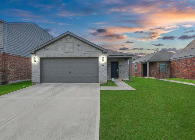Property at 6242 El Oro Dr, Houston, TX 77048, 3 beds, 2 baths