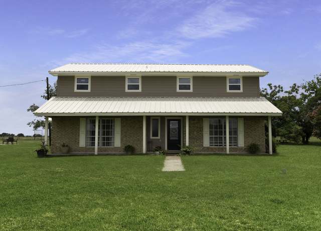 Property at 8043 Bell Ln, Midway, TX 75852, 3 beds, 2 baths