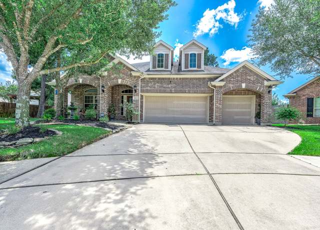 Property at 5923 Vinland Shores Ct, Spring, TX 77379, 4 beds, 3 baths