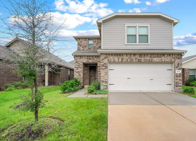 Property at 15634 Pennfield Point Ct, Houston, TX 77044, 5 beds, 3 baths