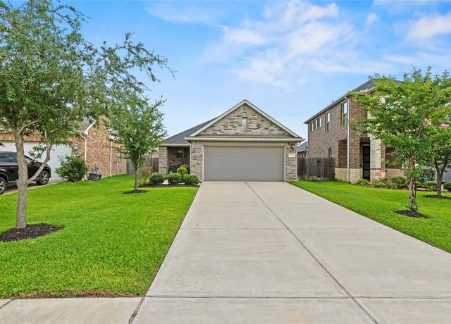 Property at 31222 S Pinebrook Falls Ln S, Hockley, TX 77447, 3 beds, 2 baths