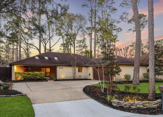 Property at 8332 Cedarspur Dr, Spring Valley Village, TX 77055, 3 beds, 2.5 baths