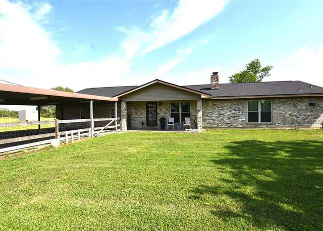 Property at 2511 Wolcek Rd, Crosby, TX 77532, 4 beds, 2 baths